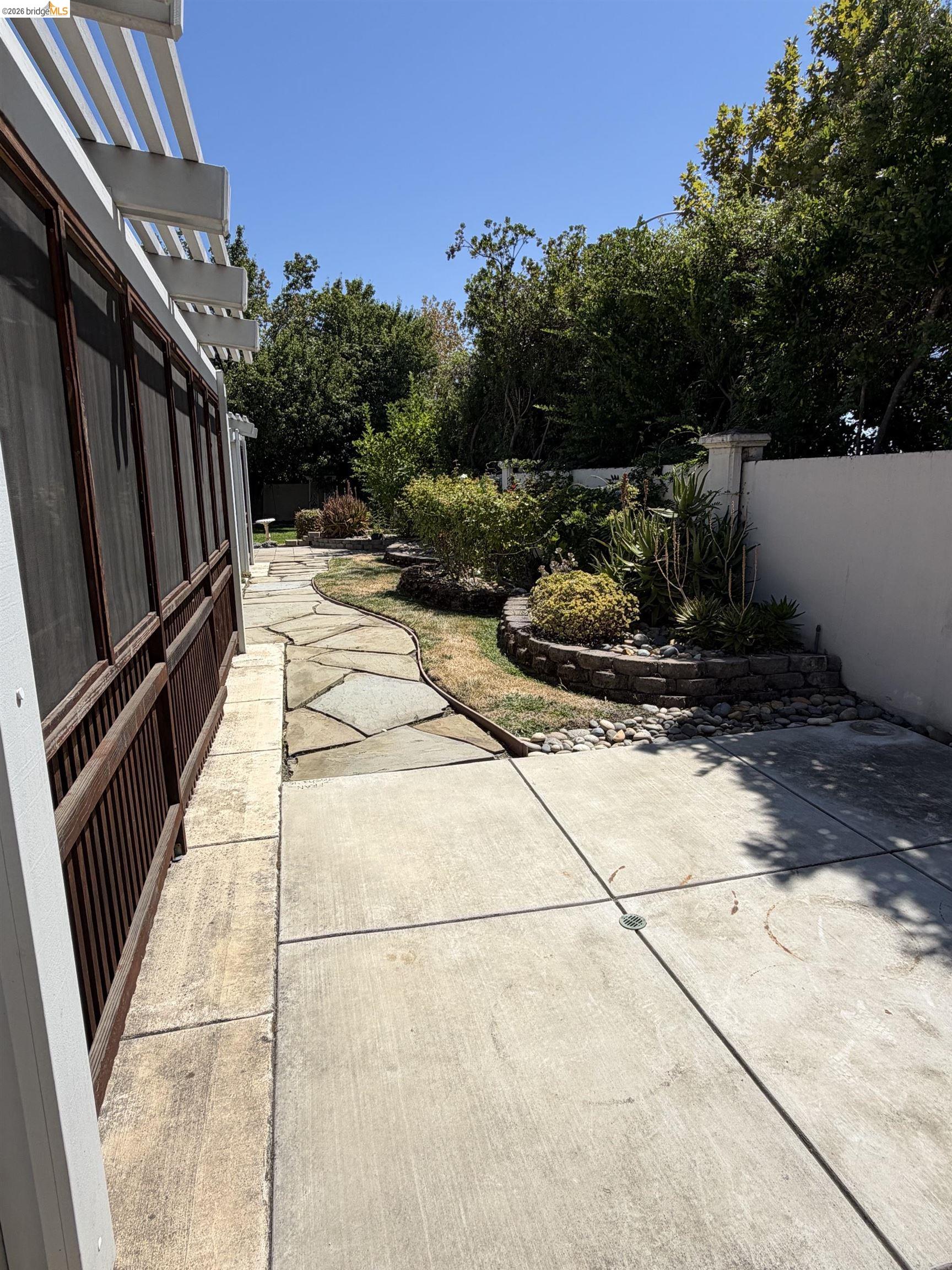 Property photo 37