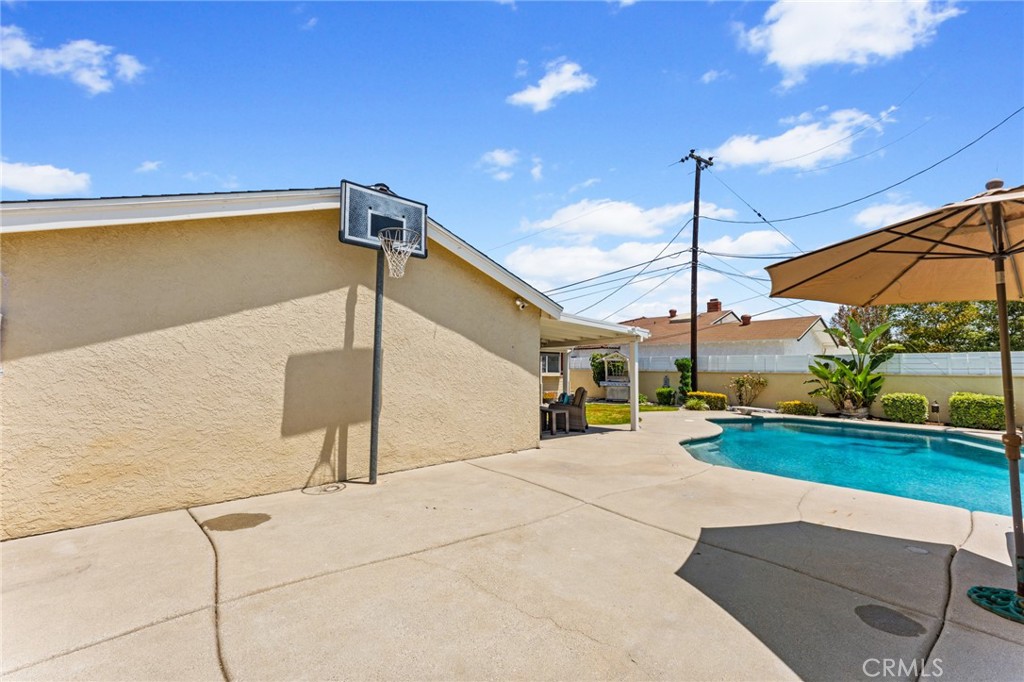 Property photo 25