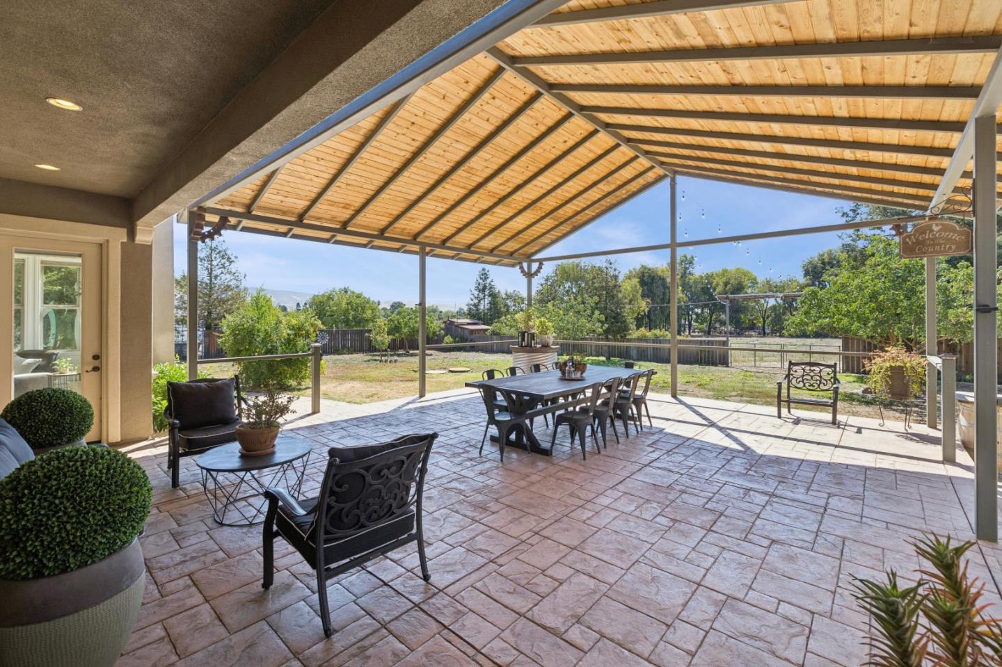 Property photo 44