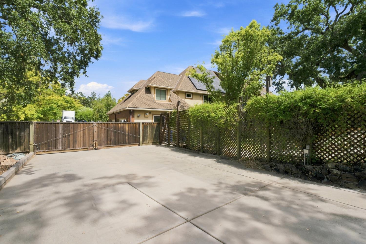 Property photo 45