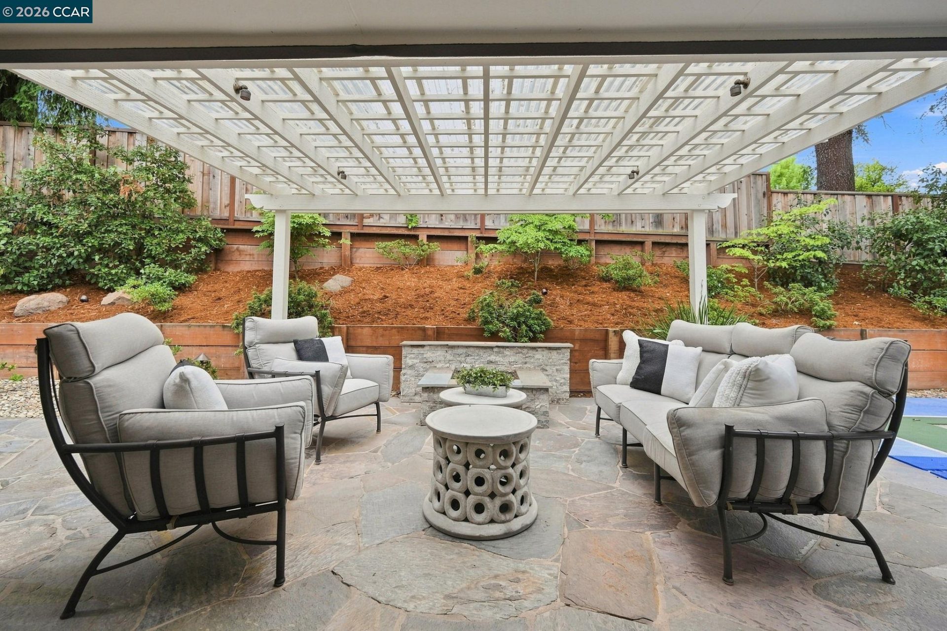 Property photo 33