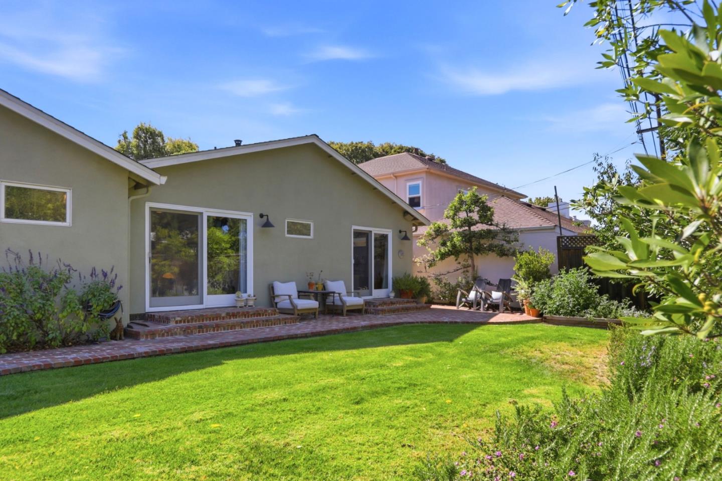 Property photo 44