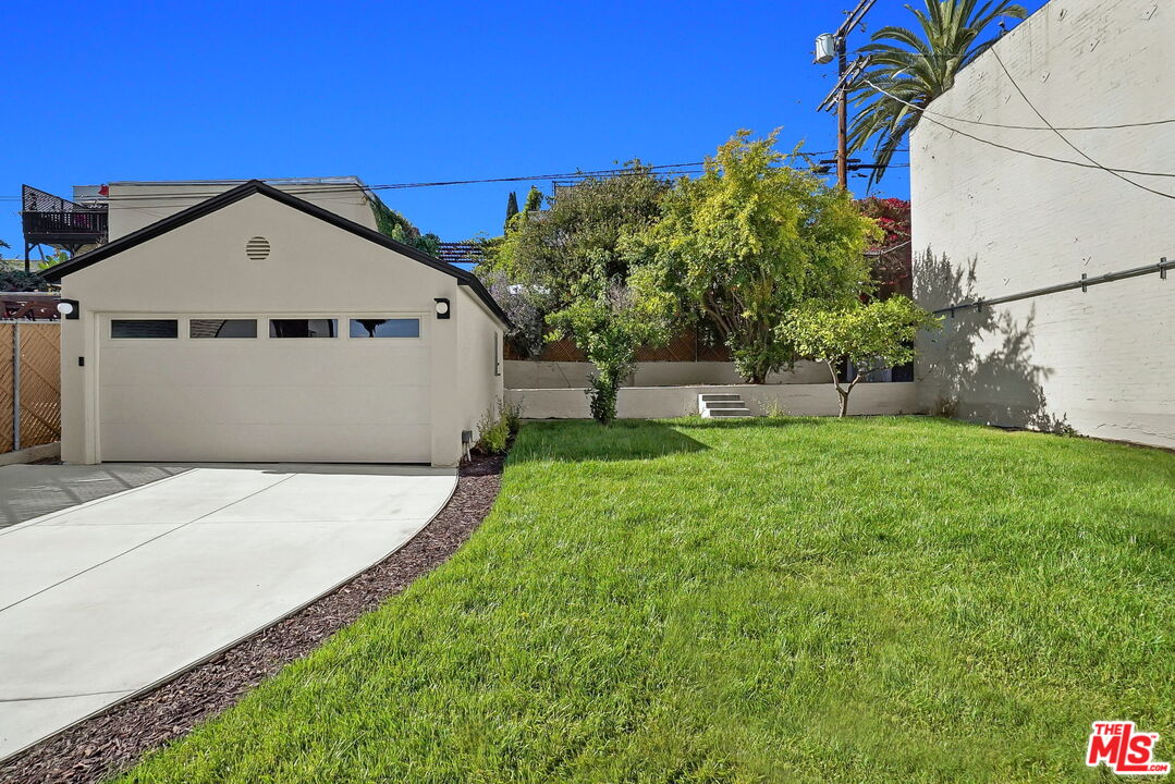 Property photo 37