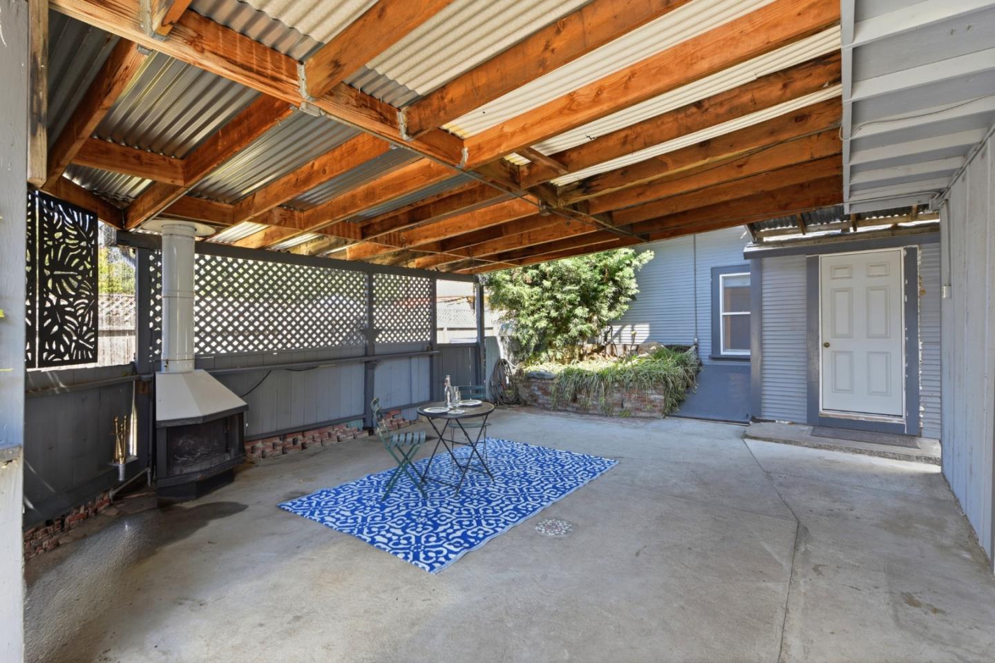 Property photo 35