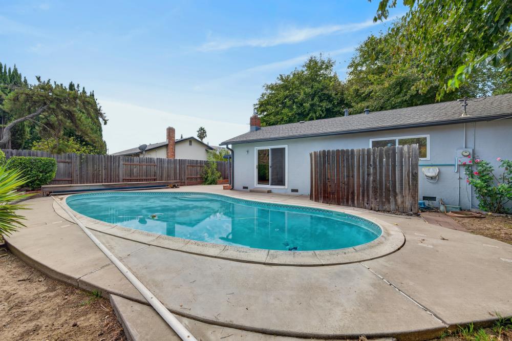 Property photo 47