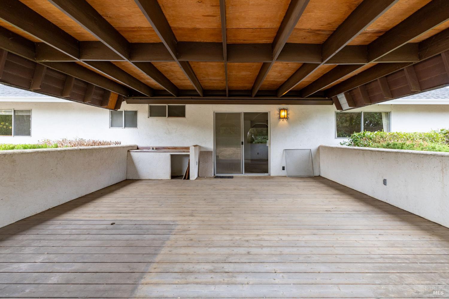 Property photo 33