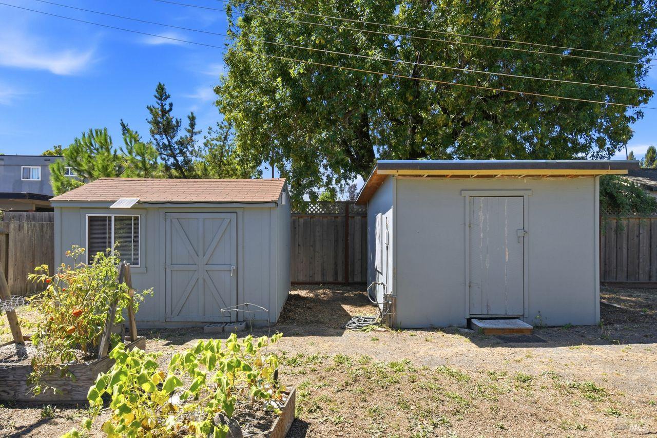 Property photo 36