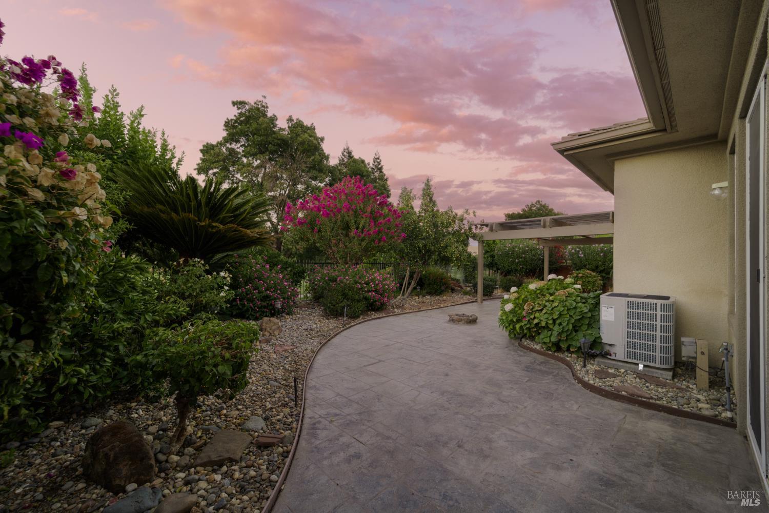 Property photo 44