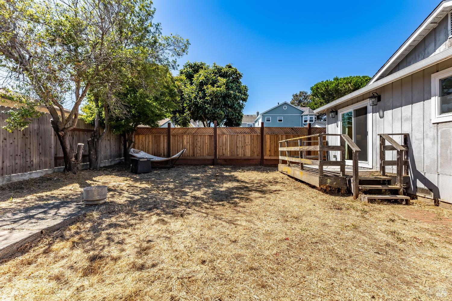 Property photo 35