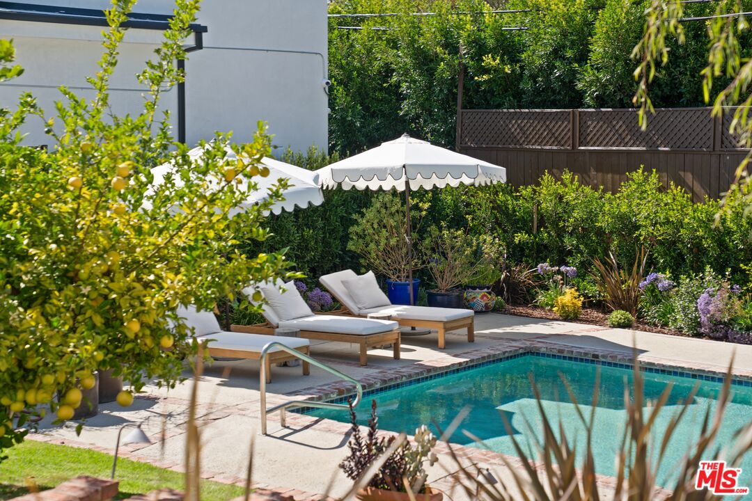Property photo 31