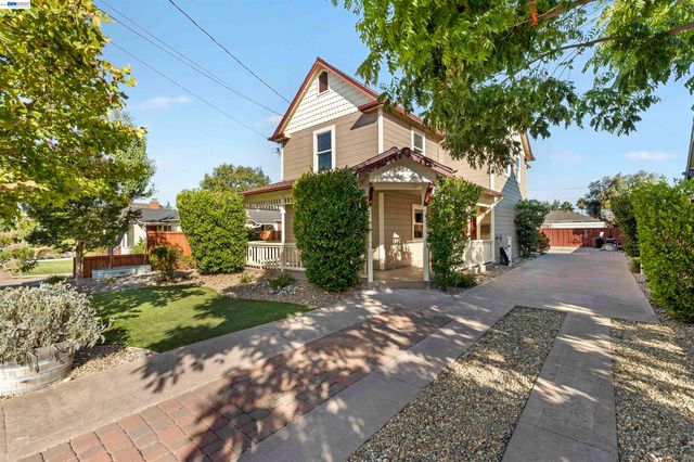 Property photo 36