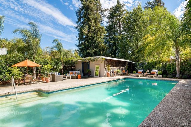 Property photo 38