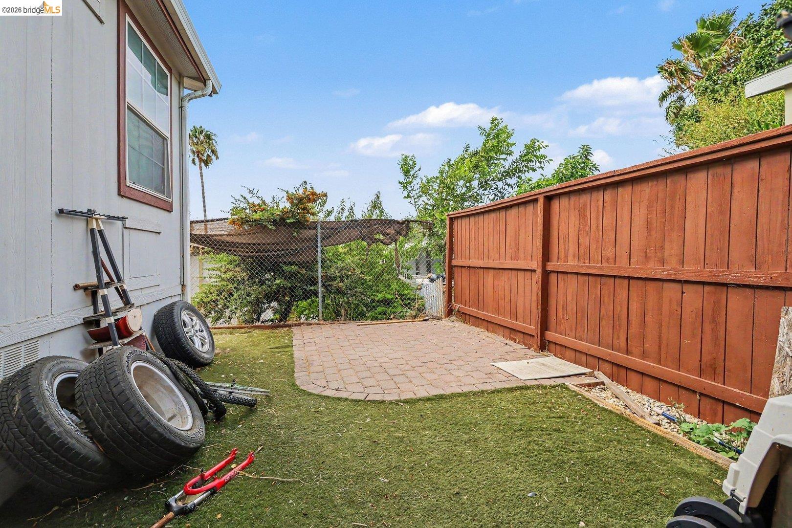 Property photo 28