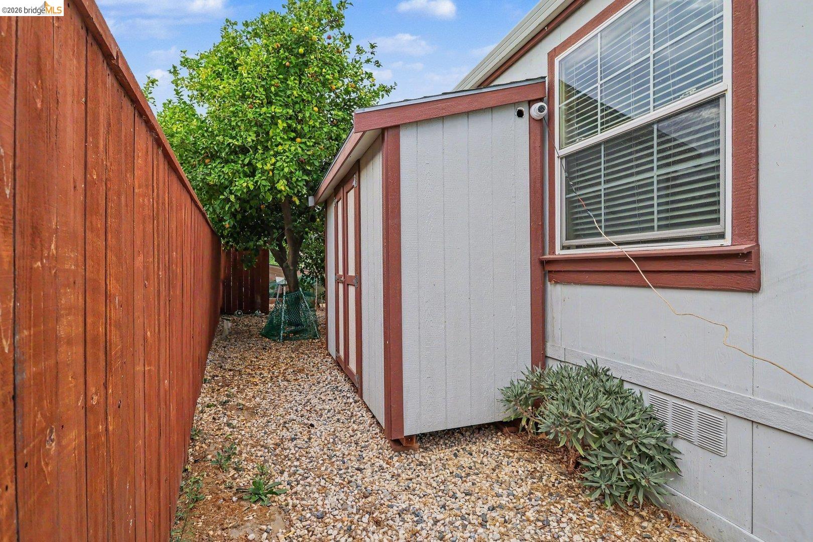 Property photo 31