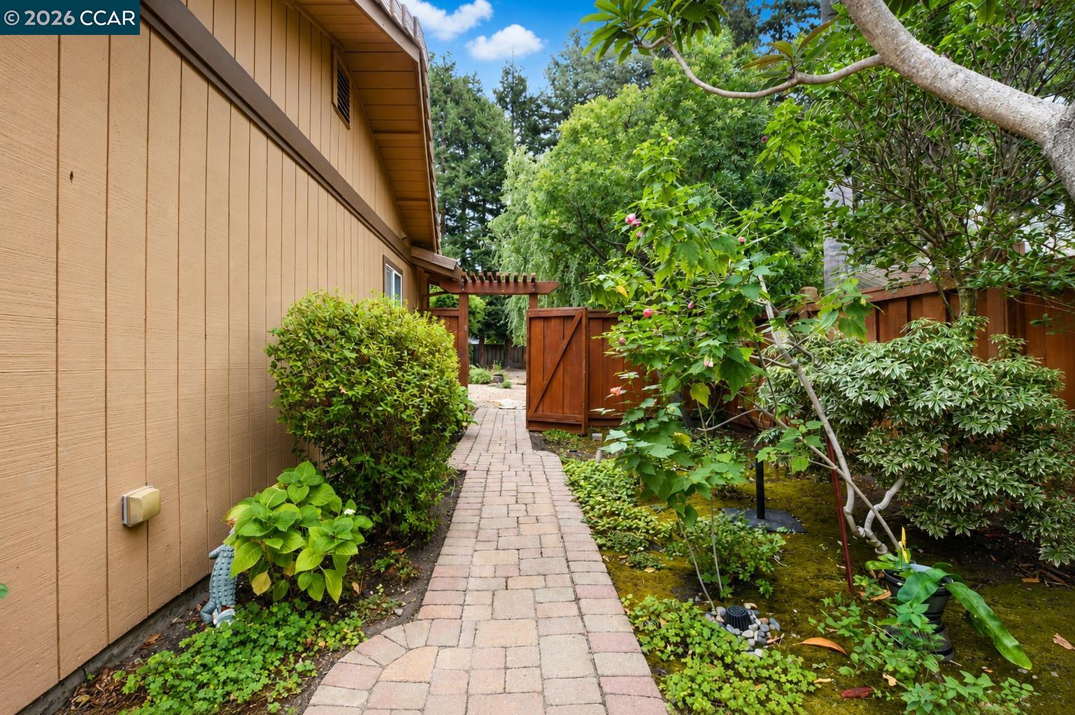 Property photo 50