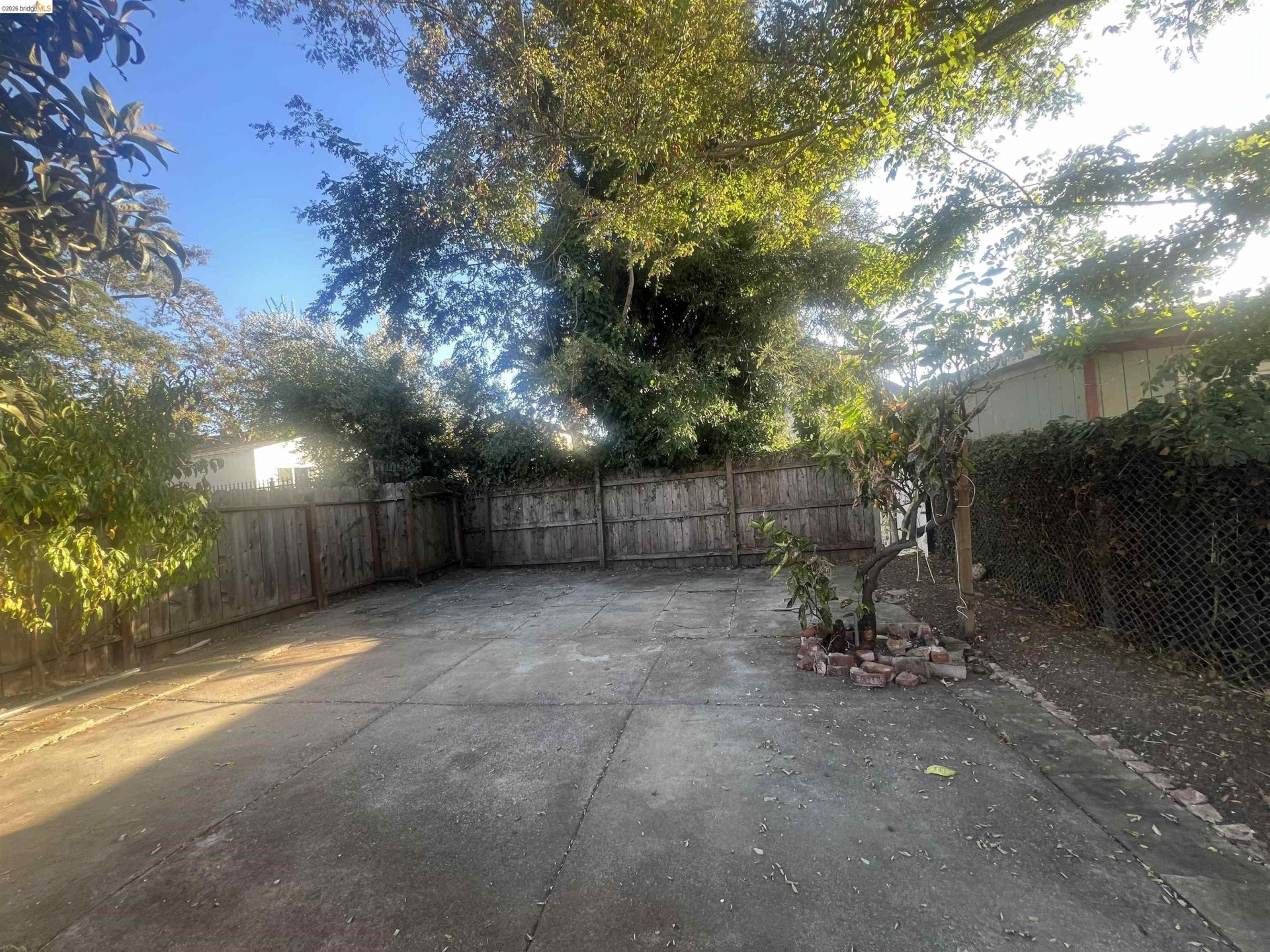 Property photo 35