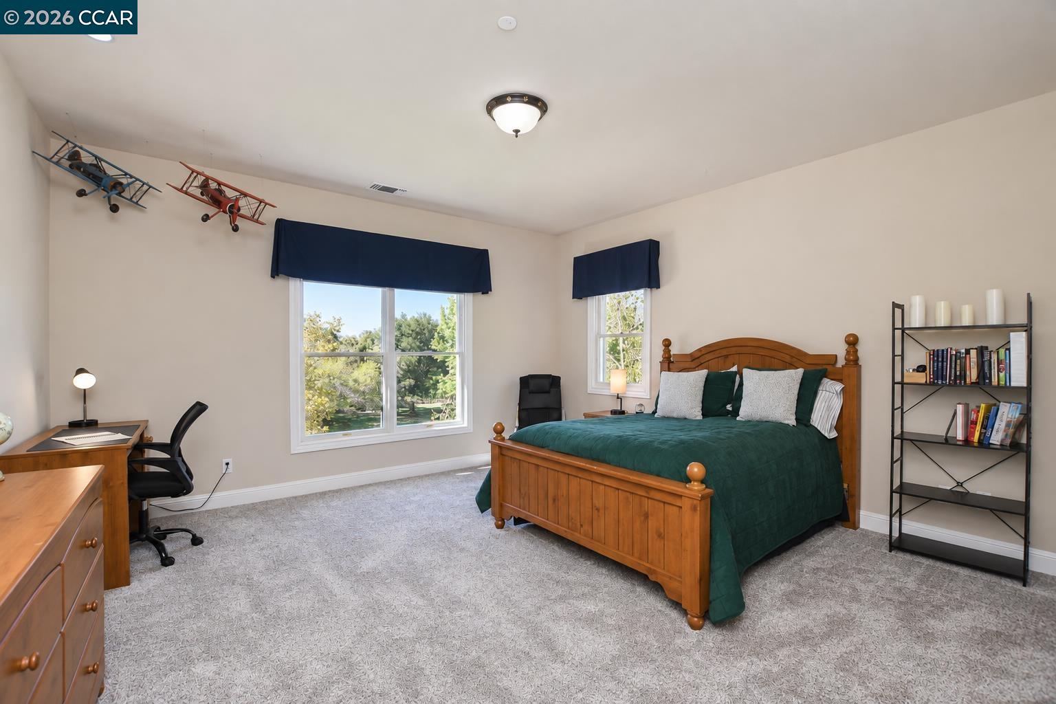 Property photo 35