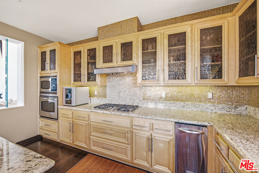 Property photo 25