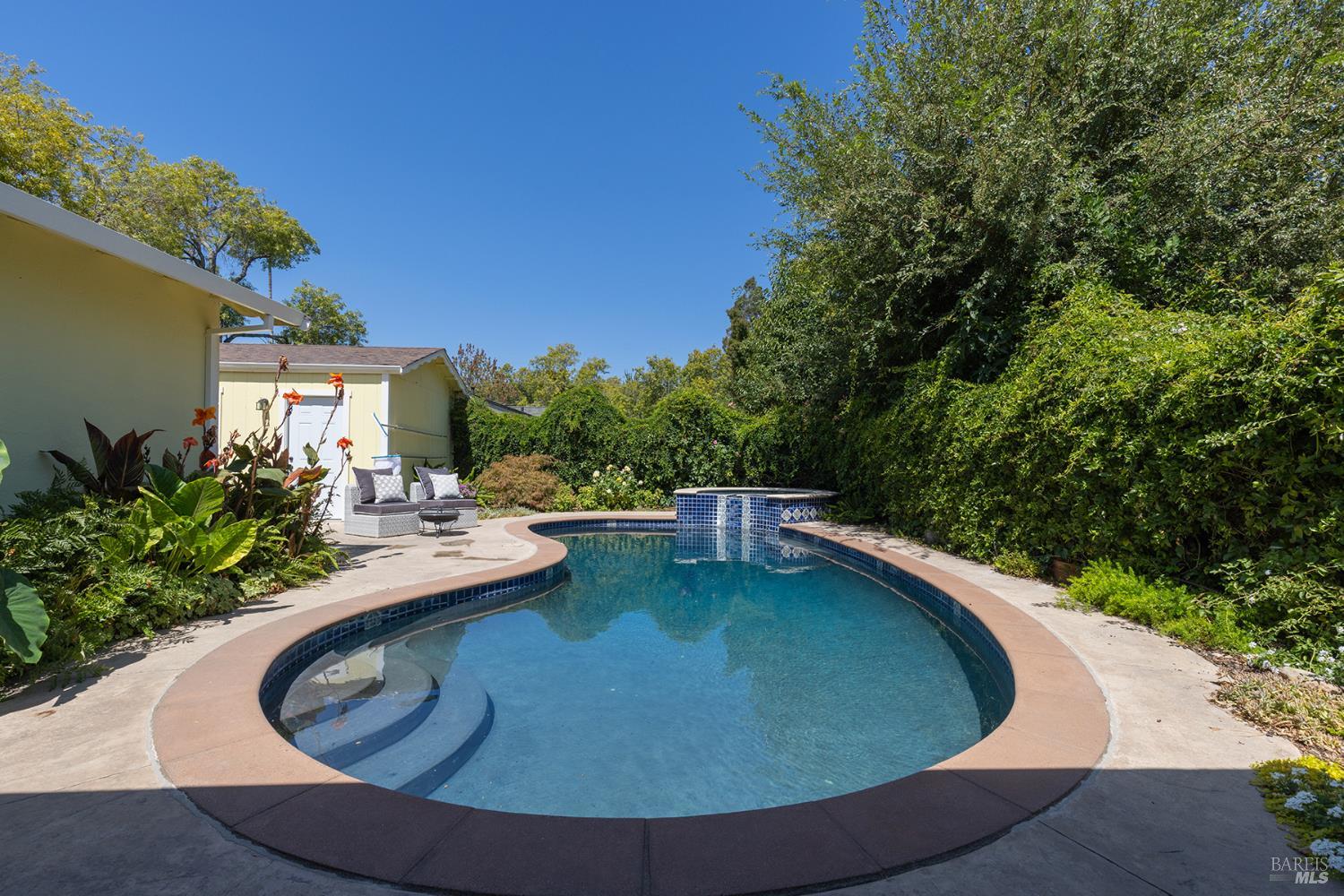 Property photo 43
