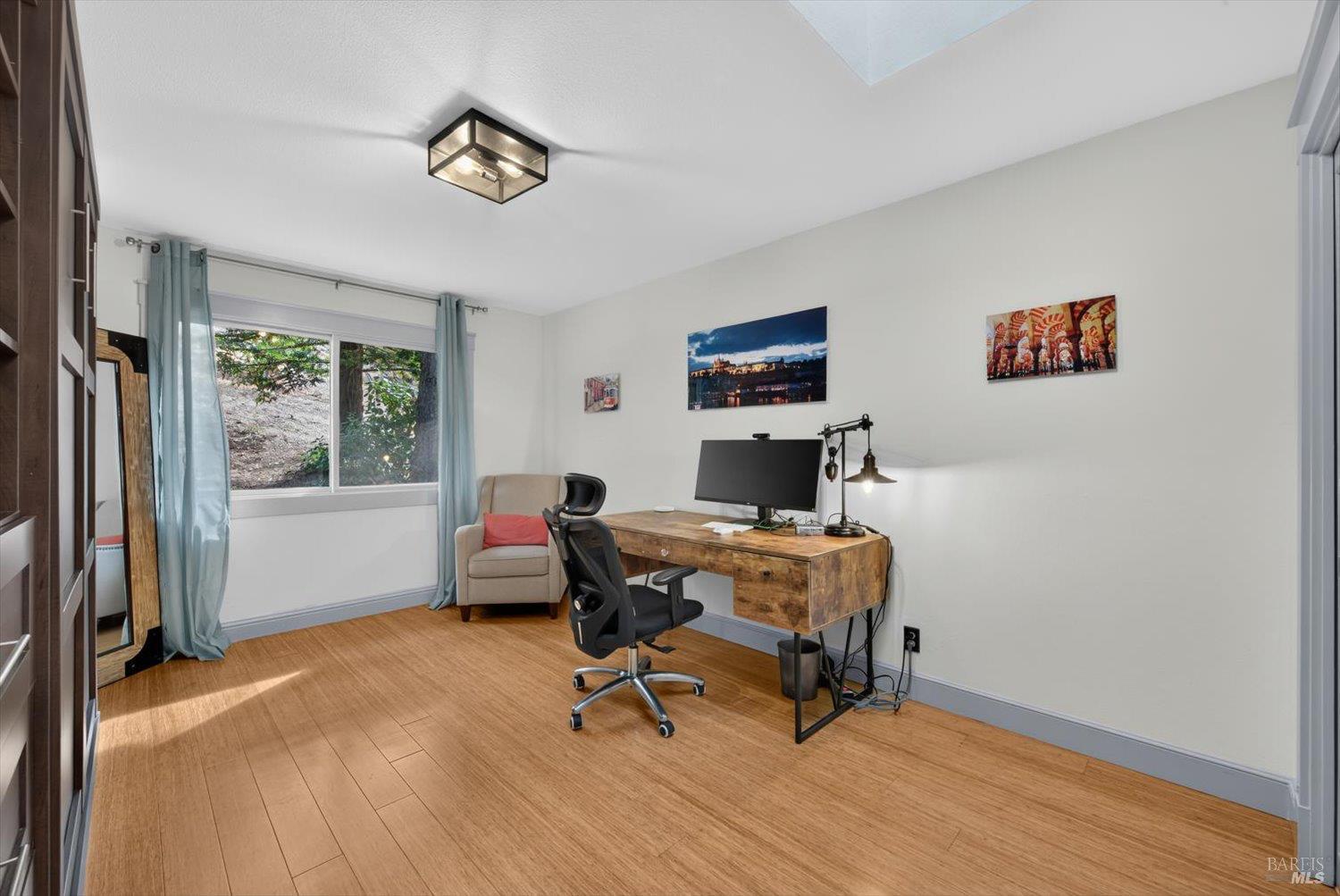 Property photo 34