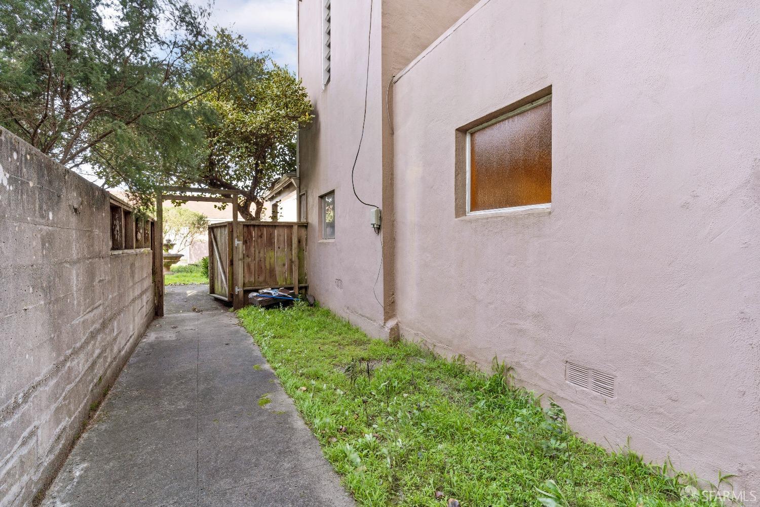 Property photo 32