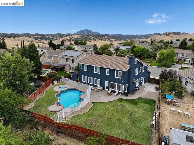 Property photo 36