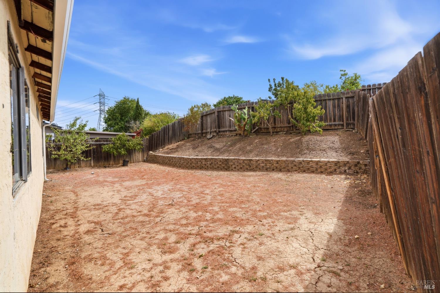 Property photo 35