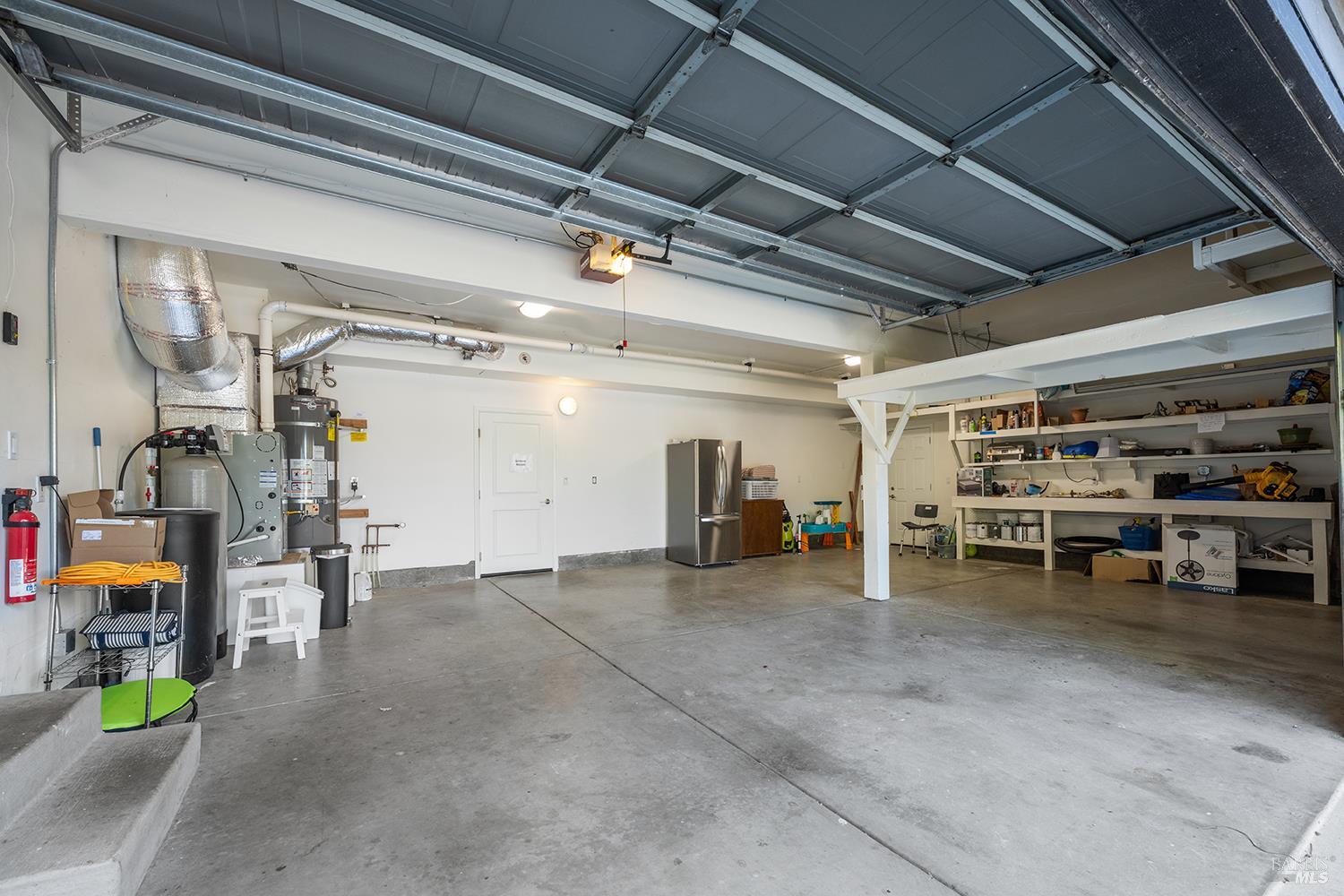 Property photo 44
