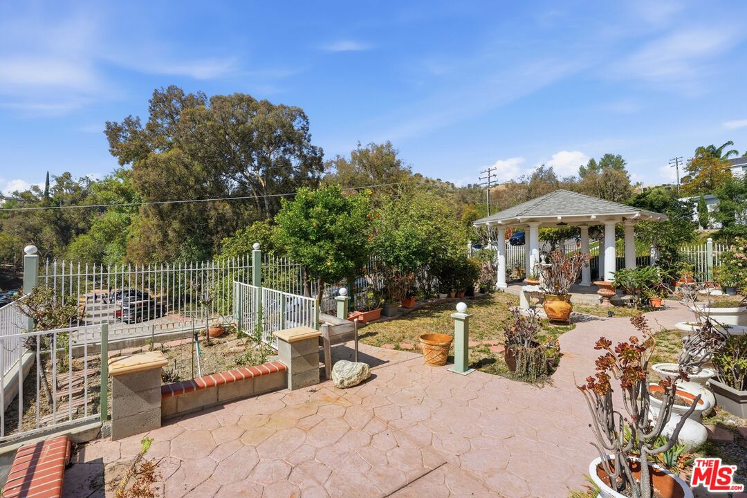 Property photo 41