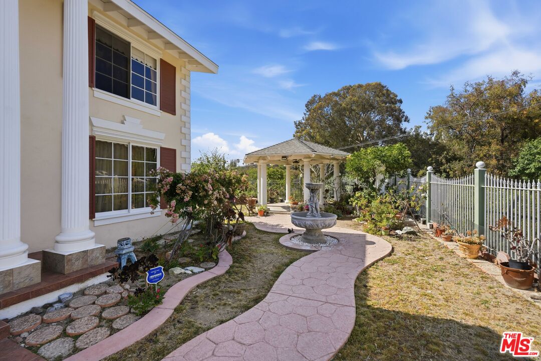 Property photo 46