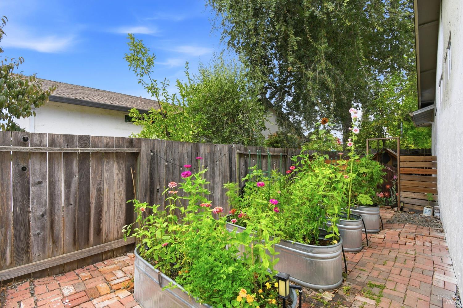 Property photo 46