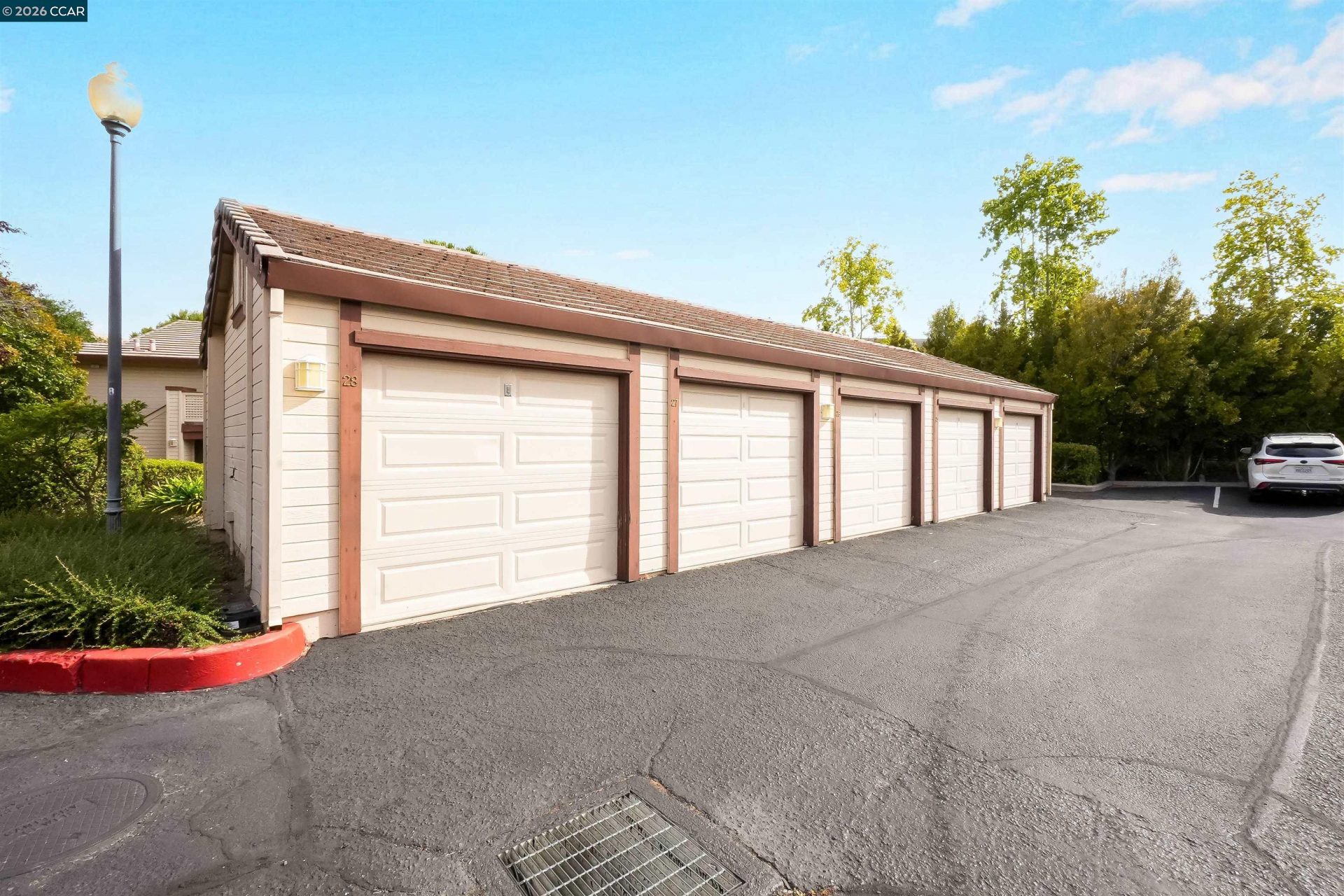 Property photo 44