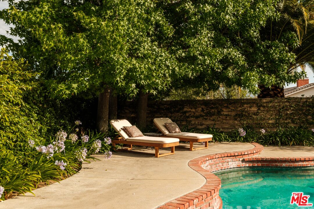 Property photo 40