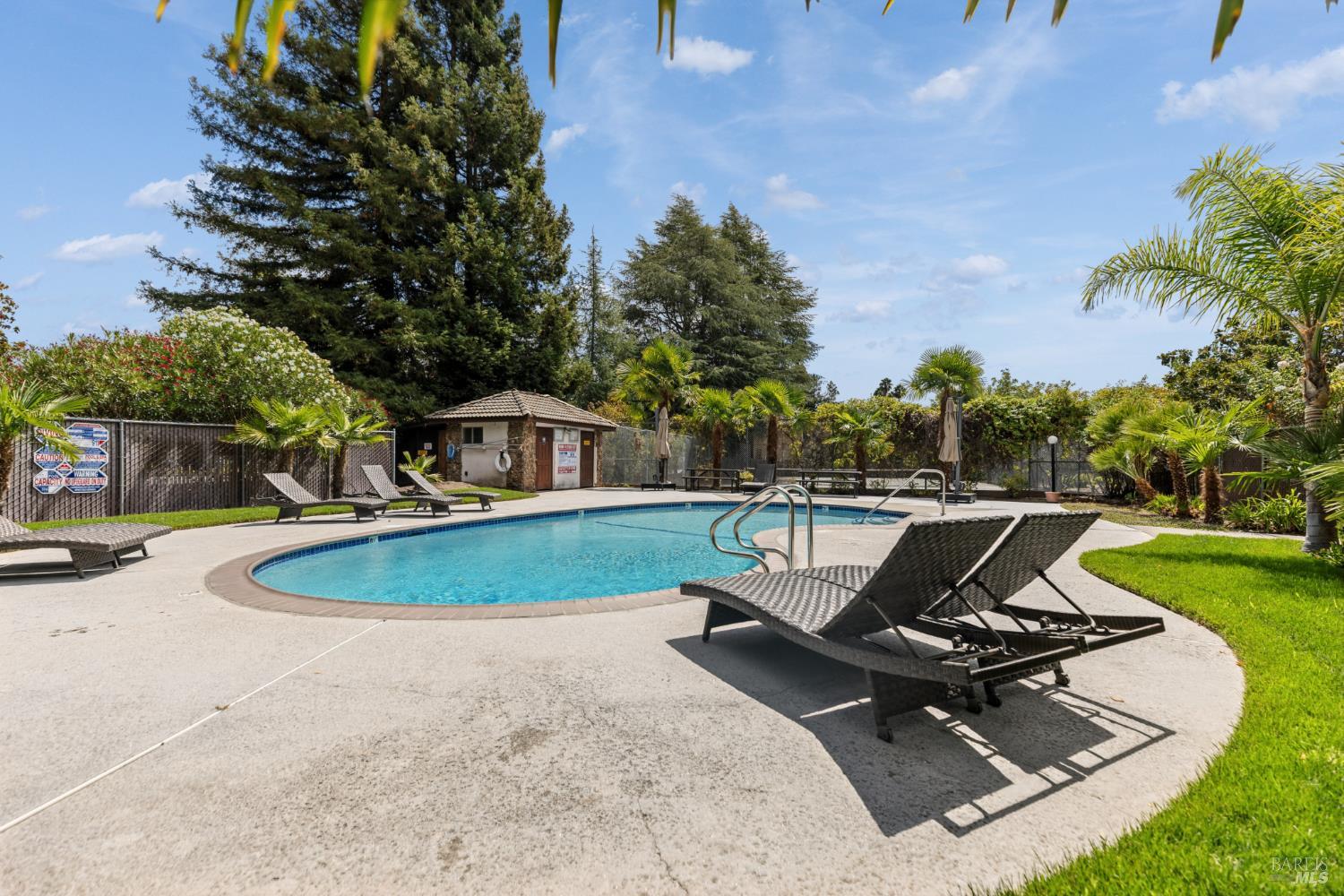 Property photo 37