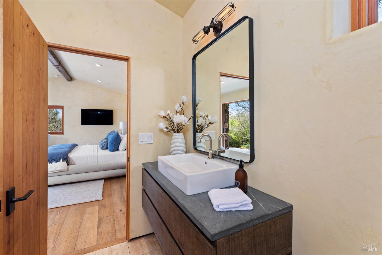 Property photo 46