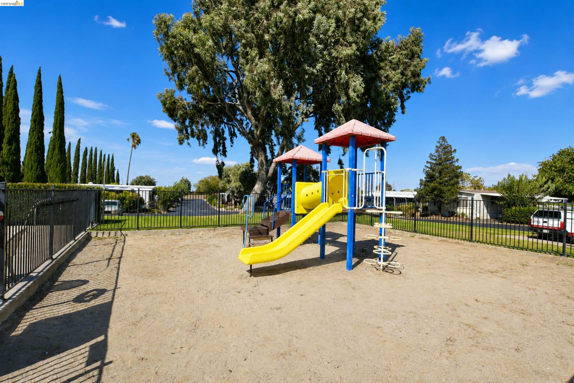 Property photo 33