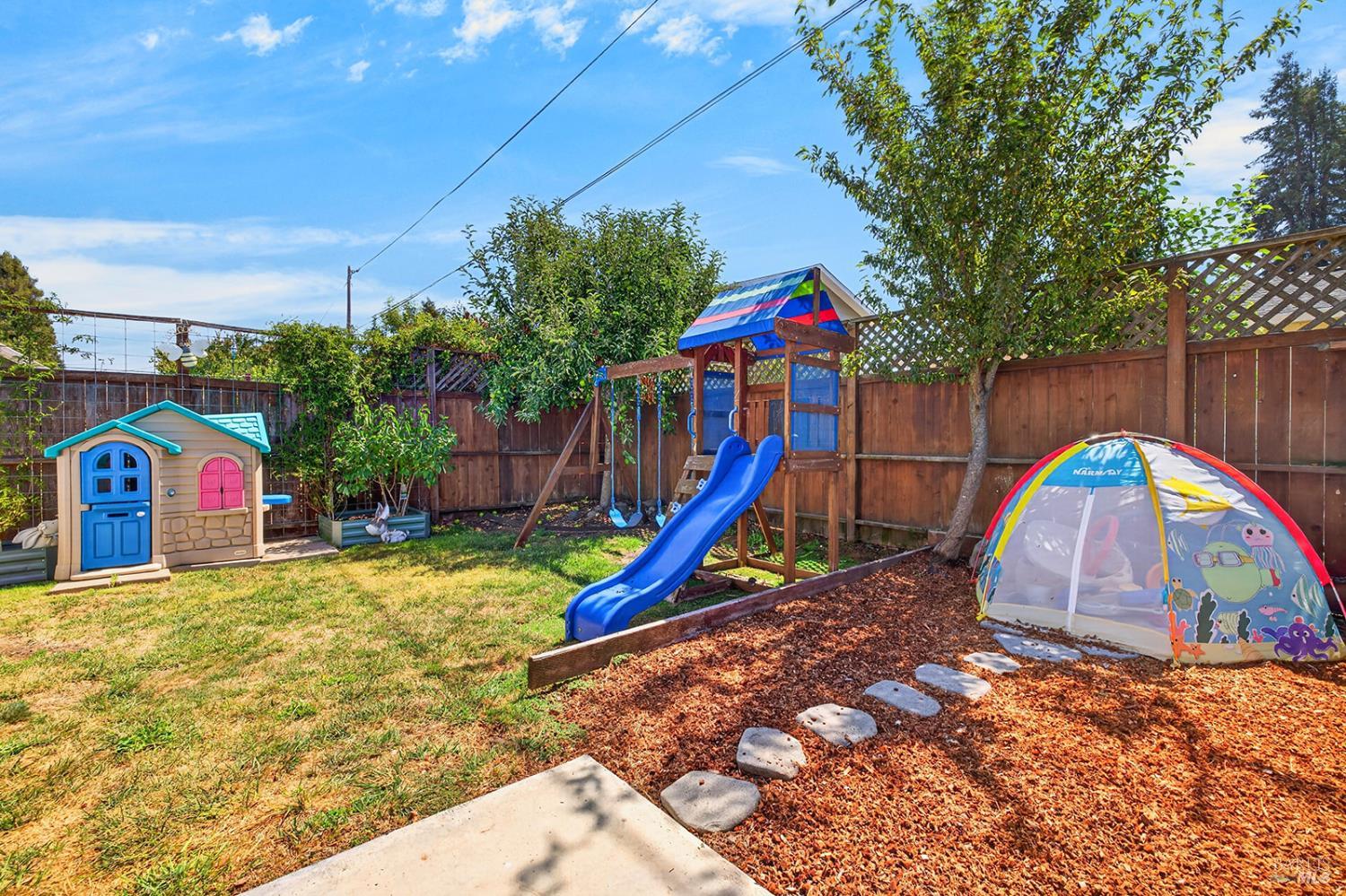 Property photo 33