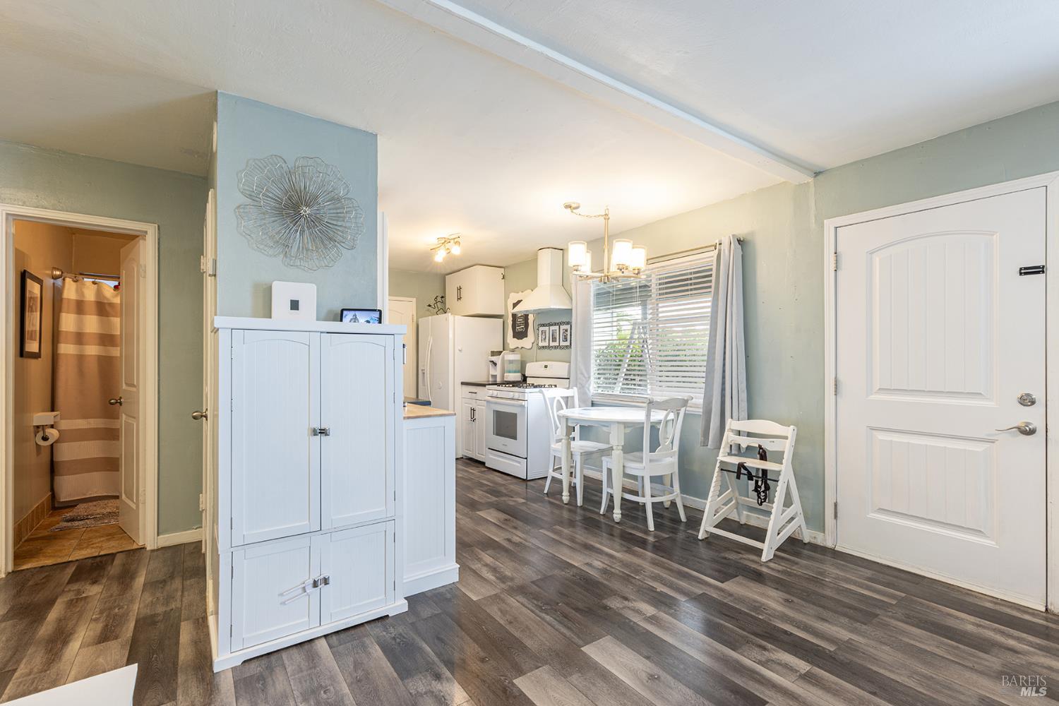 Property photo 32