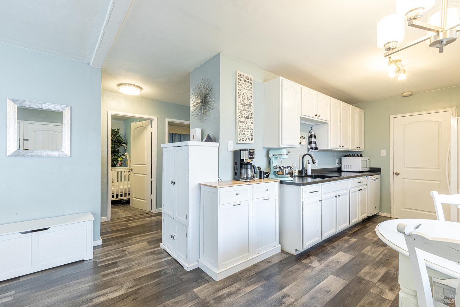 Property photo 35