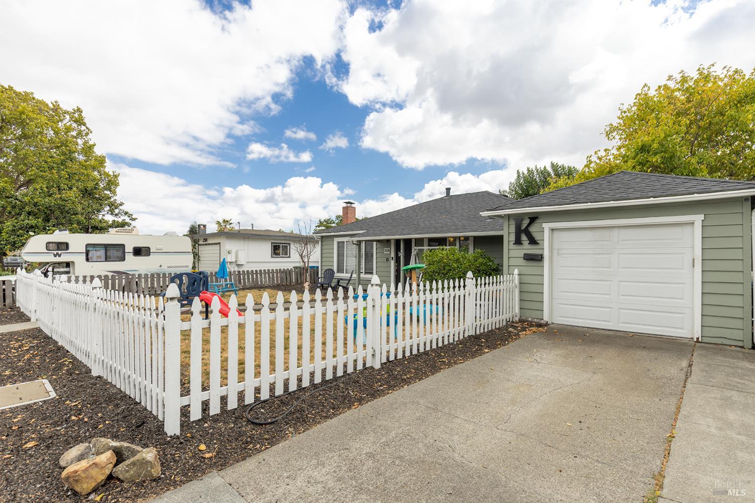 Property photo 38