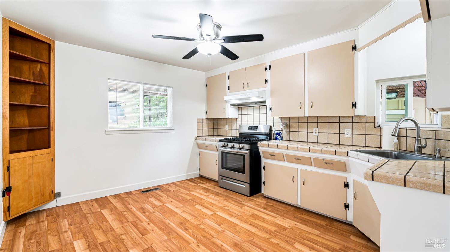 Property photo 17