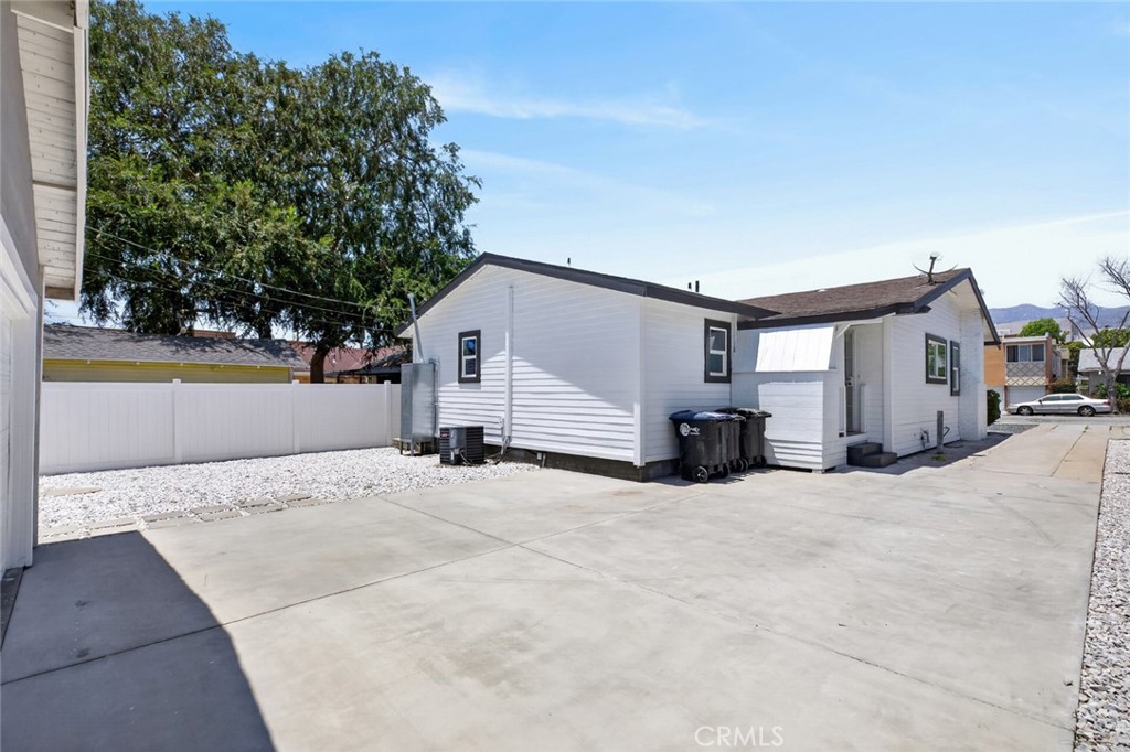 Property photo 31