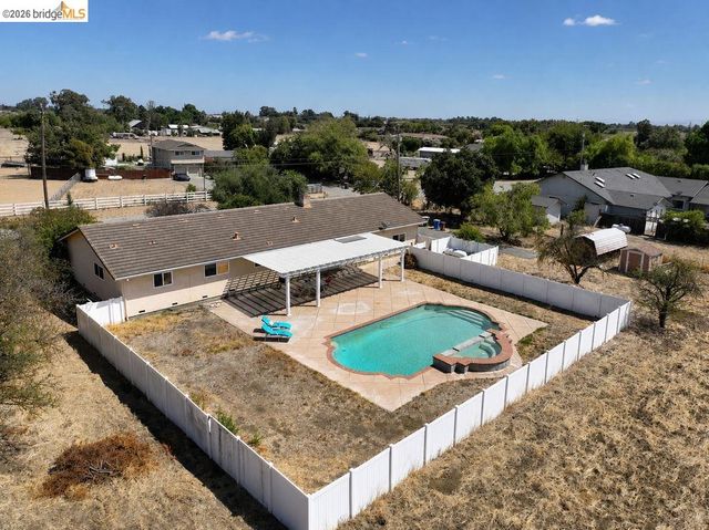 Property photo 41