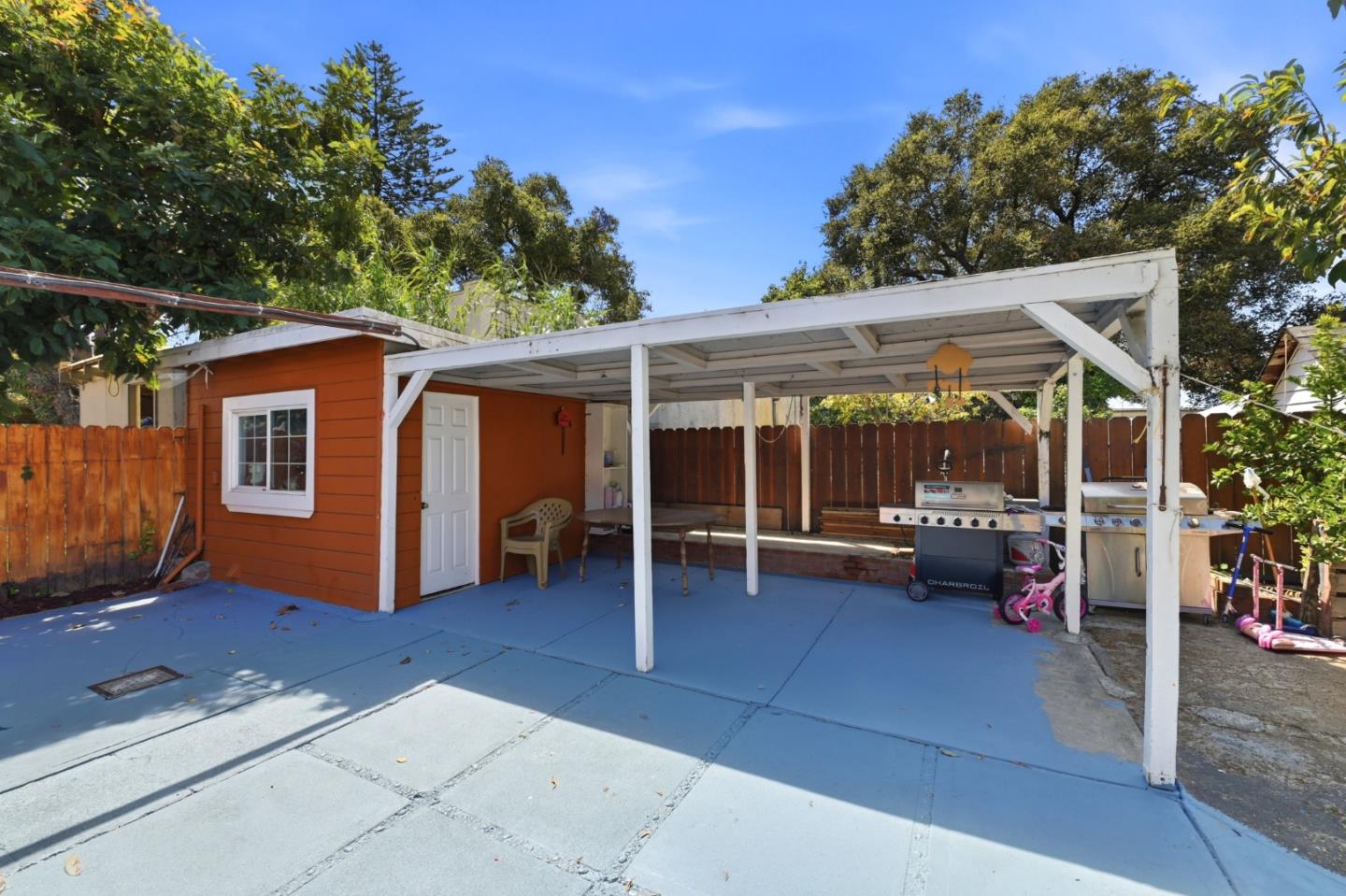 Property photo 37