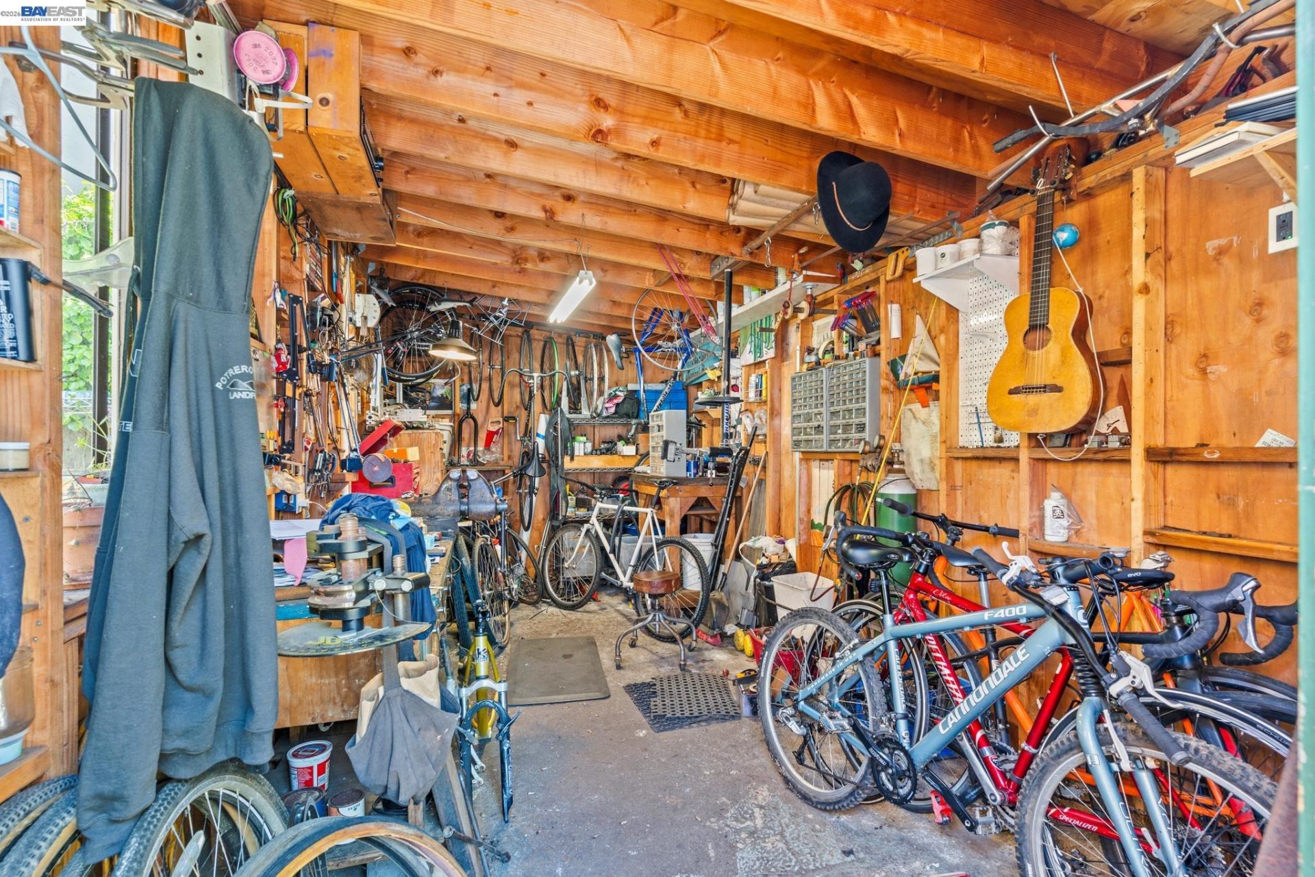 Property photo 32
