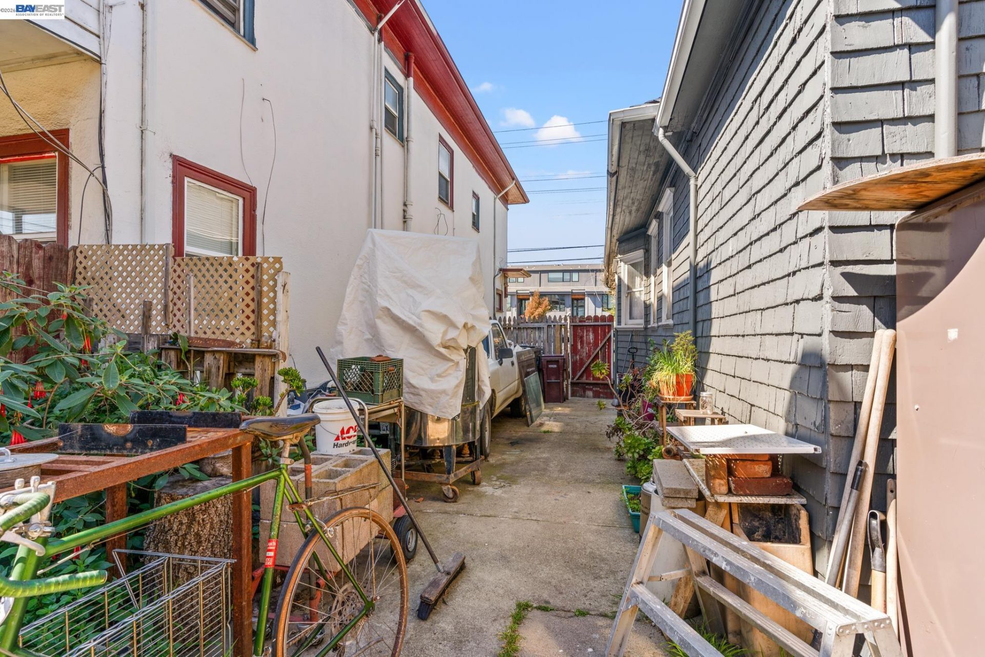 Property photo 33