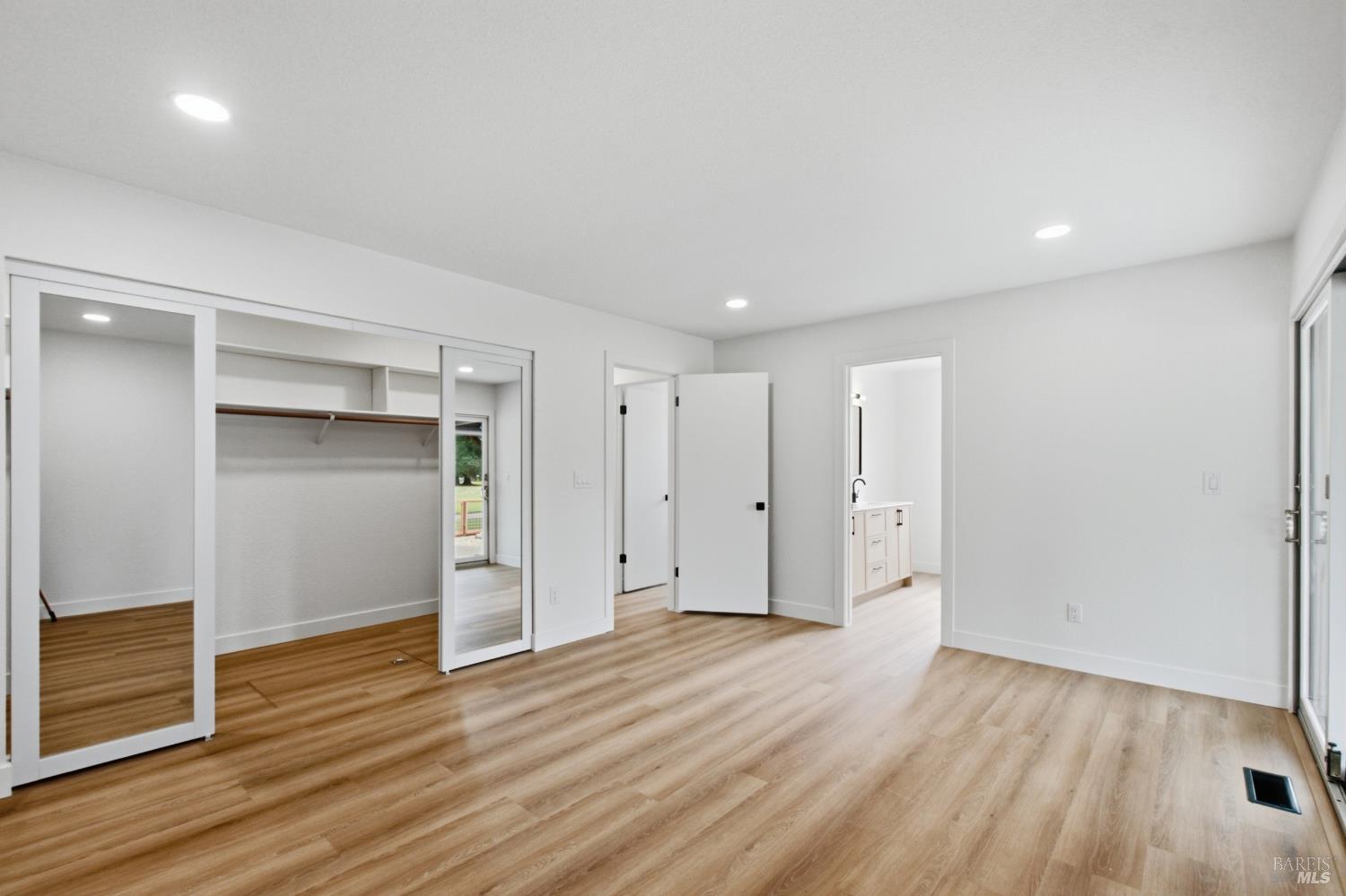 Property photo 50