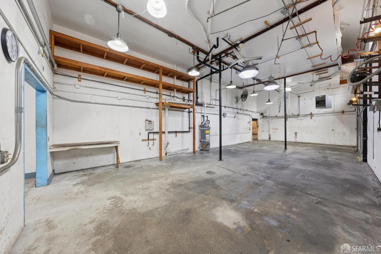 Property photo 33