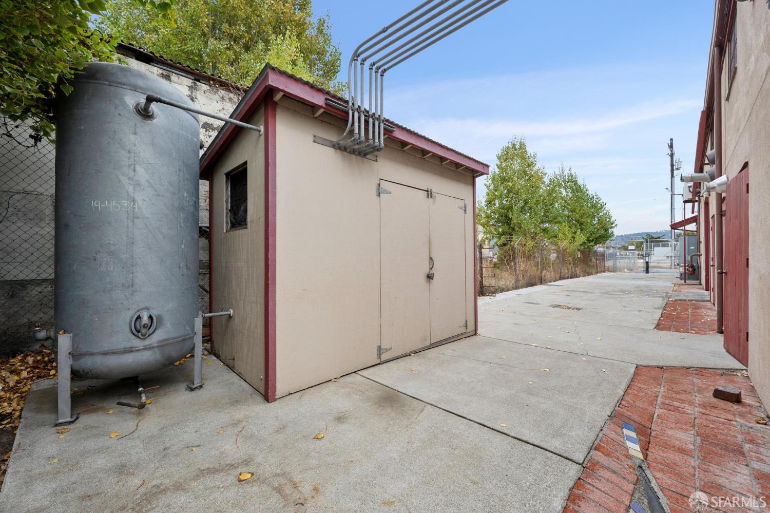 Property photo 42