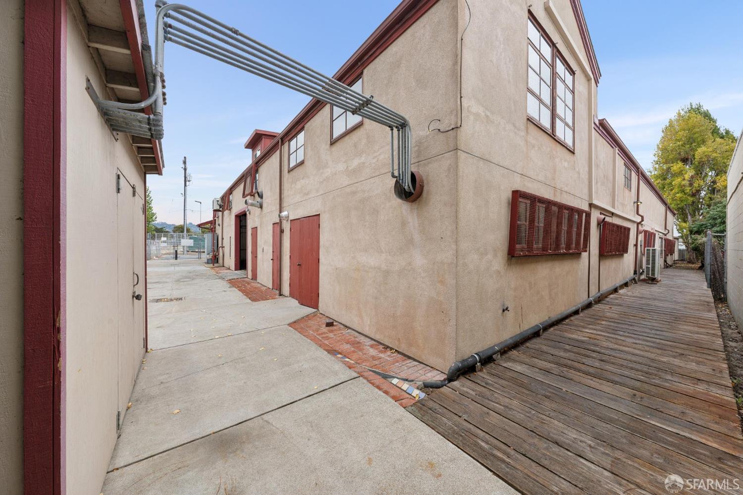 Property photo 44